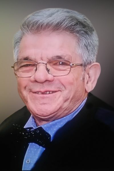 E' venuto a mancare
all'affetto dei suoi cari
Michele Bucci
fu Matteo
di anni 74
( Falegname )
Ne danno l'annuncio: la moglie Raffaella Lamarca, i figli Matteo con Antonella Losito, Vincenzo, Anna e Alessandro, la sorella Lorenza ved. Minafra, le dilette nipotine Aurora e Giulia, i cognati, i nipoti e parenti tutti.
Corato, 18 ottobre 2018
Le esequie saranno celebrate domani 19 c.m. alle ore 16.00 nella Parrocchia San Gerardo.
La camera ardente è allestita presso la Domus Funeraria ” Don Tonino Bello ” Via Farina, 3
( ang. via Ruvo ).